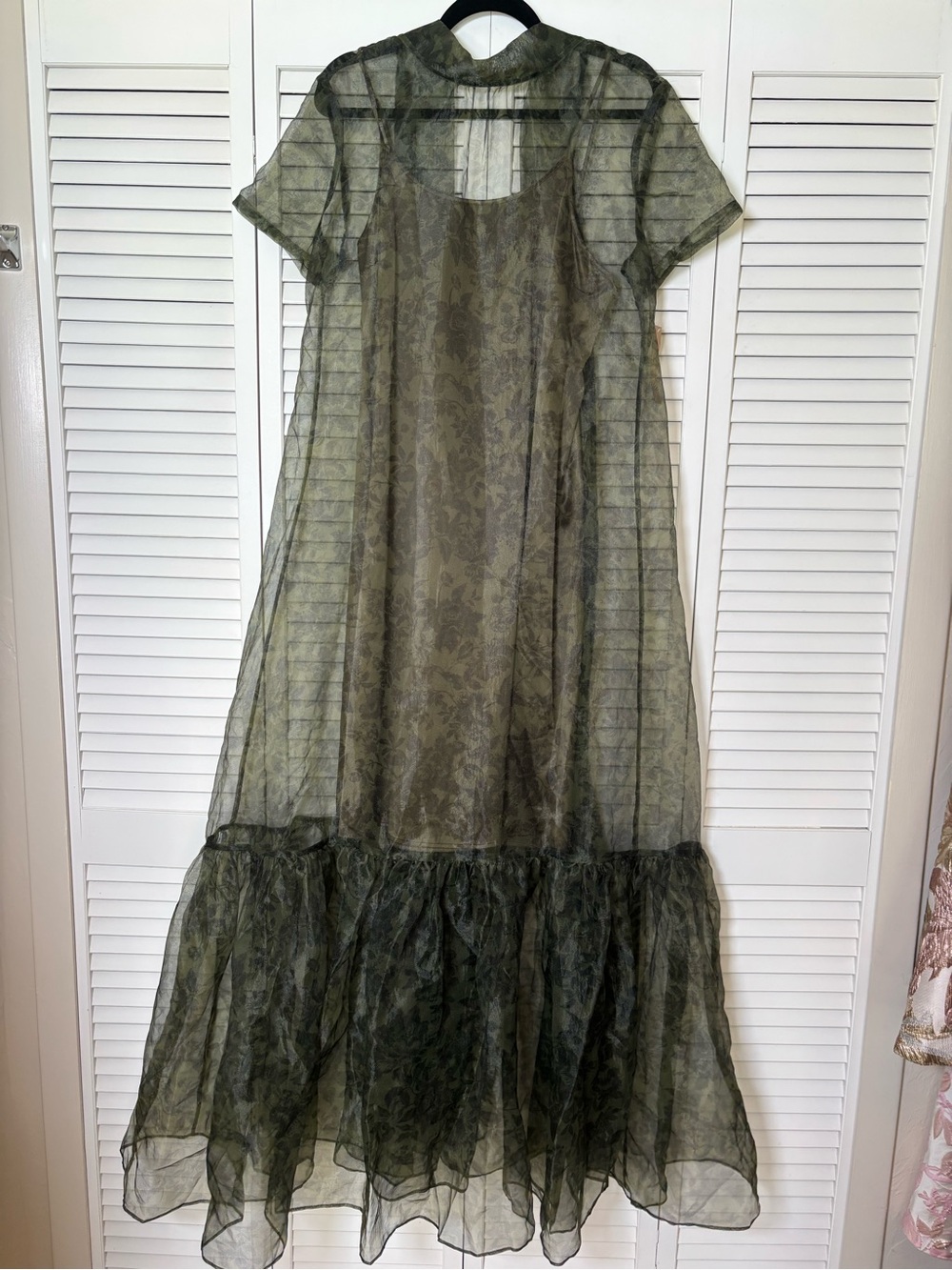 NWT CAARA Melody Olive Floral Organza Elegant Dress Size Medium - Picture 7 of 10